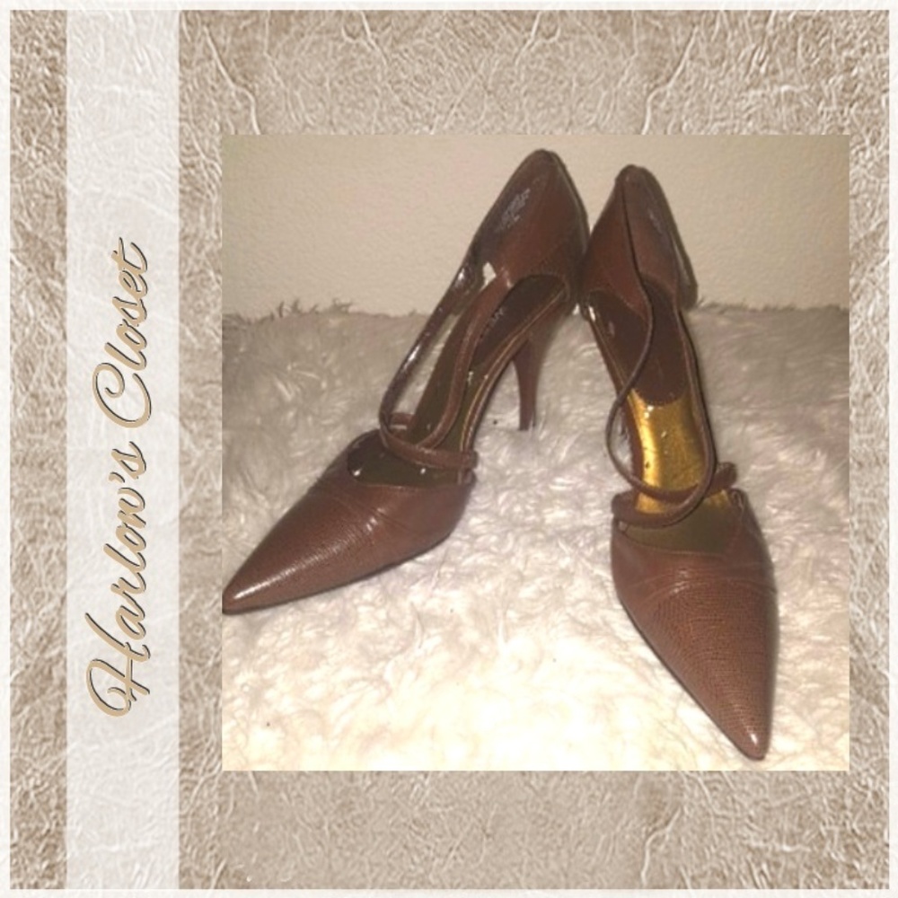 NWOT- Nine West Pointy toe heels